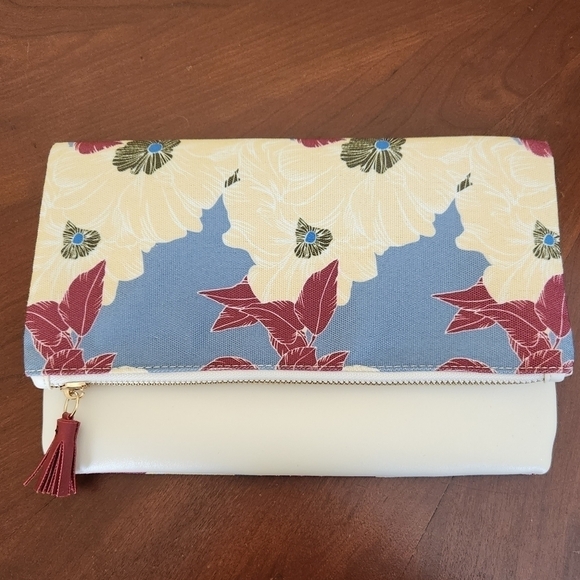 NWOT Rachel Pally Reversible Vegan Leather and Canvas Clutch in Bloom - Picture 4 of 12